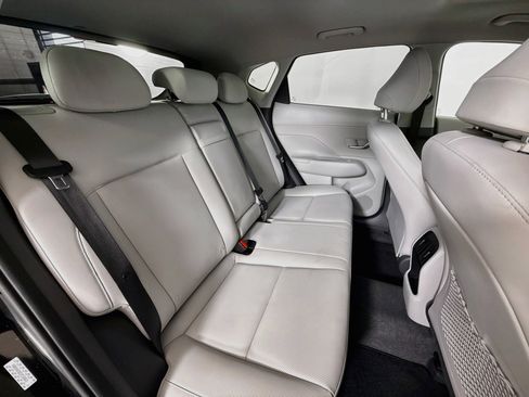 Used 2024 Hyundai Kona Limited AWD/4WD image 27