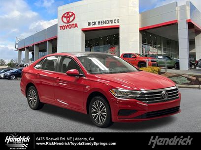 Used 2021 Volkswagen Jetta SE w/ SE Cold Weather Package