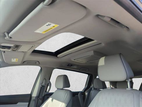 Used 2021 Honda Odyssey Elite image 29