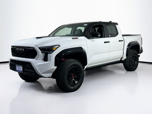 Used 2025 Toyota Tacoma TRD Pro w/ Tow Tech Package image 1