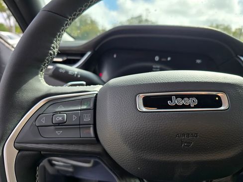 New 2026 Jeep Grand Cherokee Laredo X AWD/4WD image 18