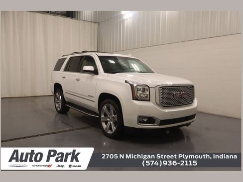 Used 2017 GMC Yukon Denali w/ Open Road Package AWD/4WD image 1