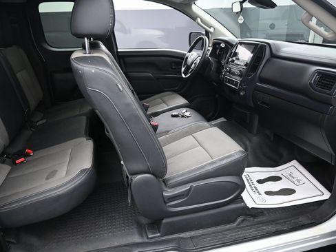Used 2021 Nissan Titan S w/ S Utility Package image 28