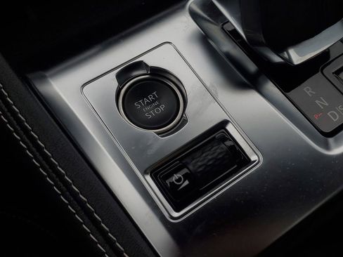 Used 2024 Jaguar F-PACE R-Dynamic S image 22