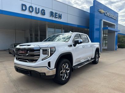Used 2023 GMC Sierra 1500 SLT w/ SLT Premium Plus Package