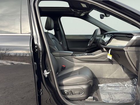 New 2026 Jeep Cherokee Limited image 36