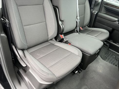 Used 2024 GMC Sierra 1500 Elevation image 24