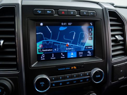 Used 2019 Ford Expedition Platinum image 26