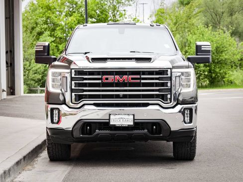 Used 2022 GMC Sierra 2500 SLT w/ SLT Preferred Package AWD/4WD image 9