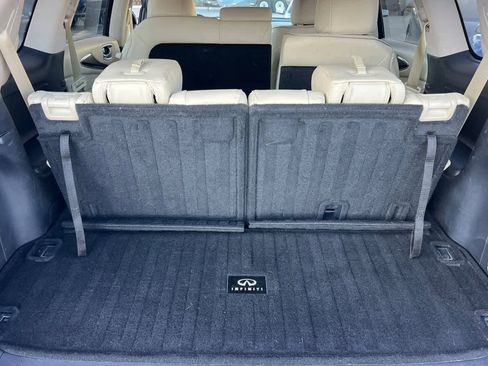 Used 2019 INFINITI QX60 Luxe w/ Essential Package image 17