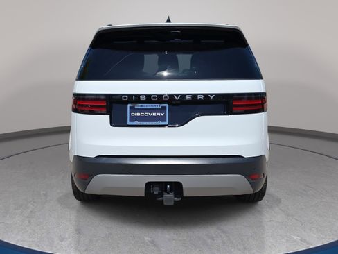 Certified 2025 Land Rover Discovery S AWD/4WD image 6