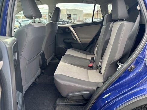 Used 2015 Toyota RAV4 LE AWD/4WD image 12