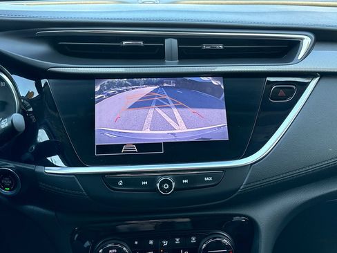 Used 2022 Buick Encore GX Select AWD/4WD image 12