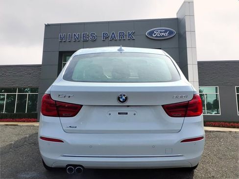 Used 2017 BMW 330i Gran Turismo xDrive image 6