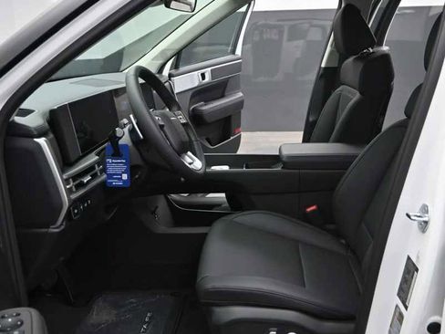 New 2026 Hyundai Santa Fe SEL image 16