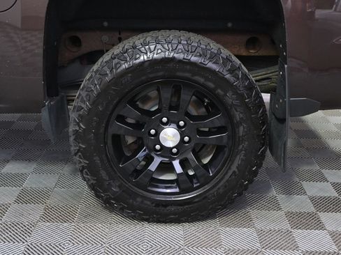 Used 2016 Chevrolet Silverado 1500 LTZ AWD/4WD image 20