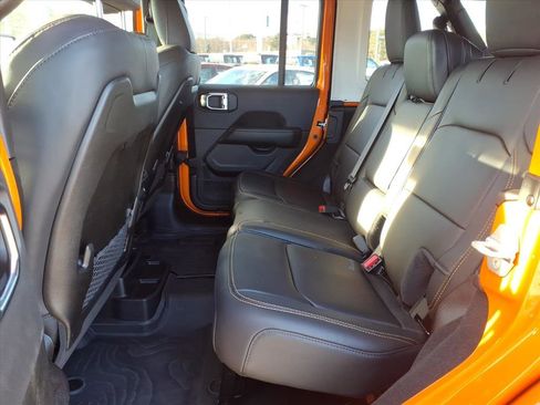 New 2025 Jeep Wrangler Unlimited Rubicon 392 image 9