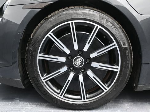 Used 2020 Porsche Taycan 4S image 10