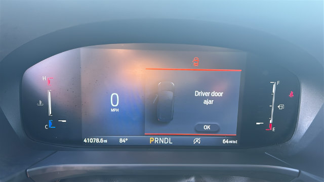 Certified 2025 Ford Escape ST-Line Select AWD/4WD image 18