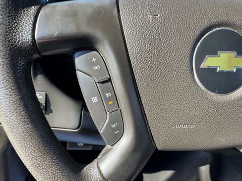 Used 2014 Chevrolet Express 2500 LS image 44