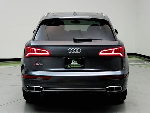 Used 2018 Audi SQ5 Premium Plus w/ Navigation Package image 6