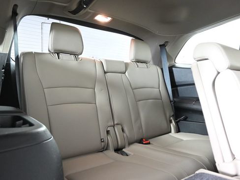 Used 2018 Honda Pilot EX-L image 17