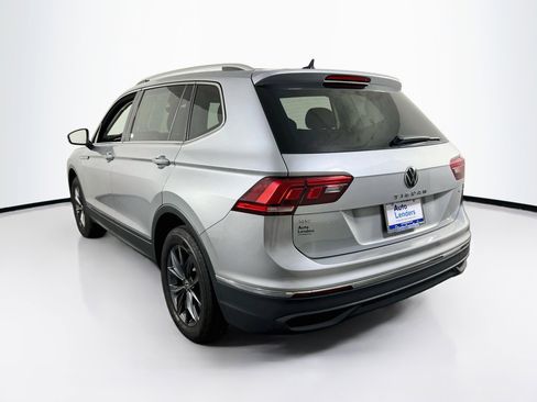 Used 2023 Volkswagen Tiguan SE AWD/4WD image 7