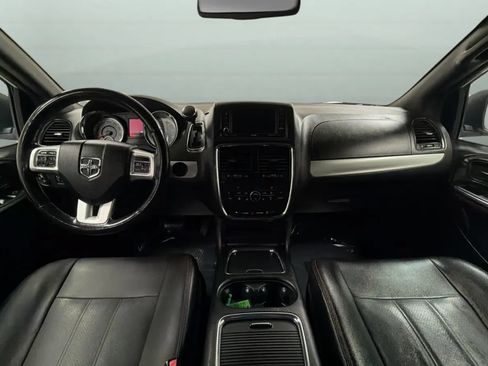 Used 2019 Dodge Grand Caravan GT FWD image 9