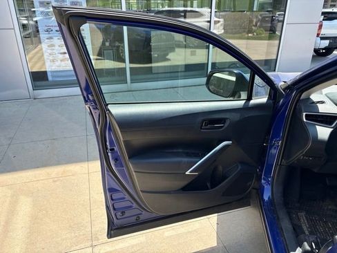 Used 2024 Toyota Corolla Cross LE w/ Moonroof Package AWD/4WD image 26