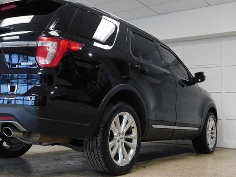 Used 2019 Ford Explorer XLT w/ XLT Desert Copper Package image 90