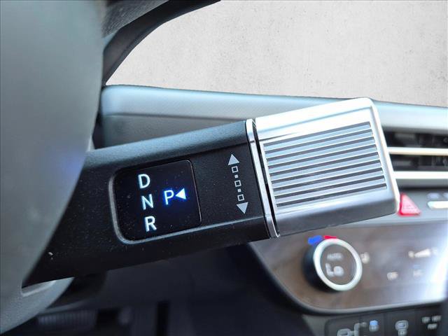Used 2025 Hyundai Sonata SEL FWD image 17