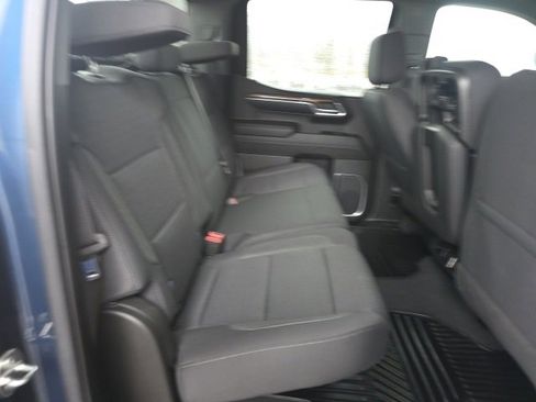 Used 2023 Chevrolet Silverado 1500 LT image 14