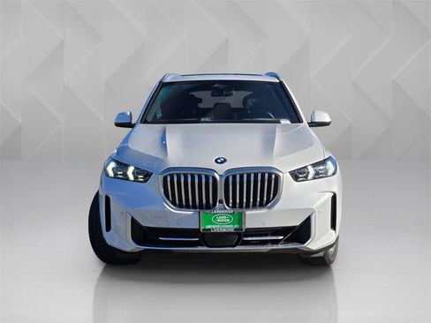 Used 2024 BMW X5 sDrive40i image 2