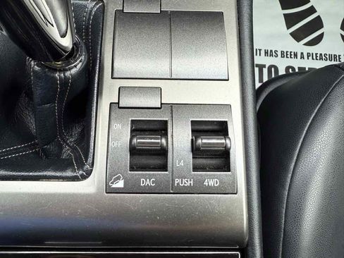 Used 2015 Lexus GX 460 image 22