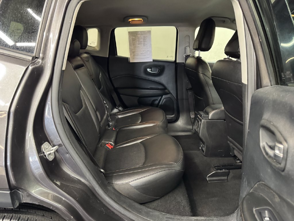 Used 2021 Jeep Compass Limited AWD/4WD image 27
