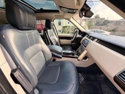Used 2019 Land Rover Range Rover HSE AWD/4WD image 24