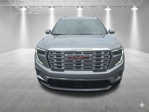 Certified 2025 GMC Acadia Denali w/ Super Cruise Package FWD image 10