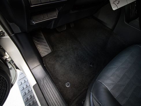 Used 2026 Toyota 4Runner TRD Off-Road Premium AWD/4WD image 17