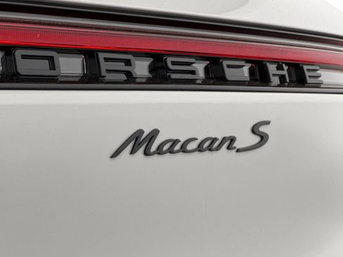 New 2026 Porsche Macan S image 34