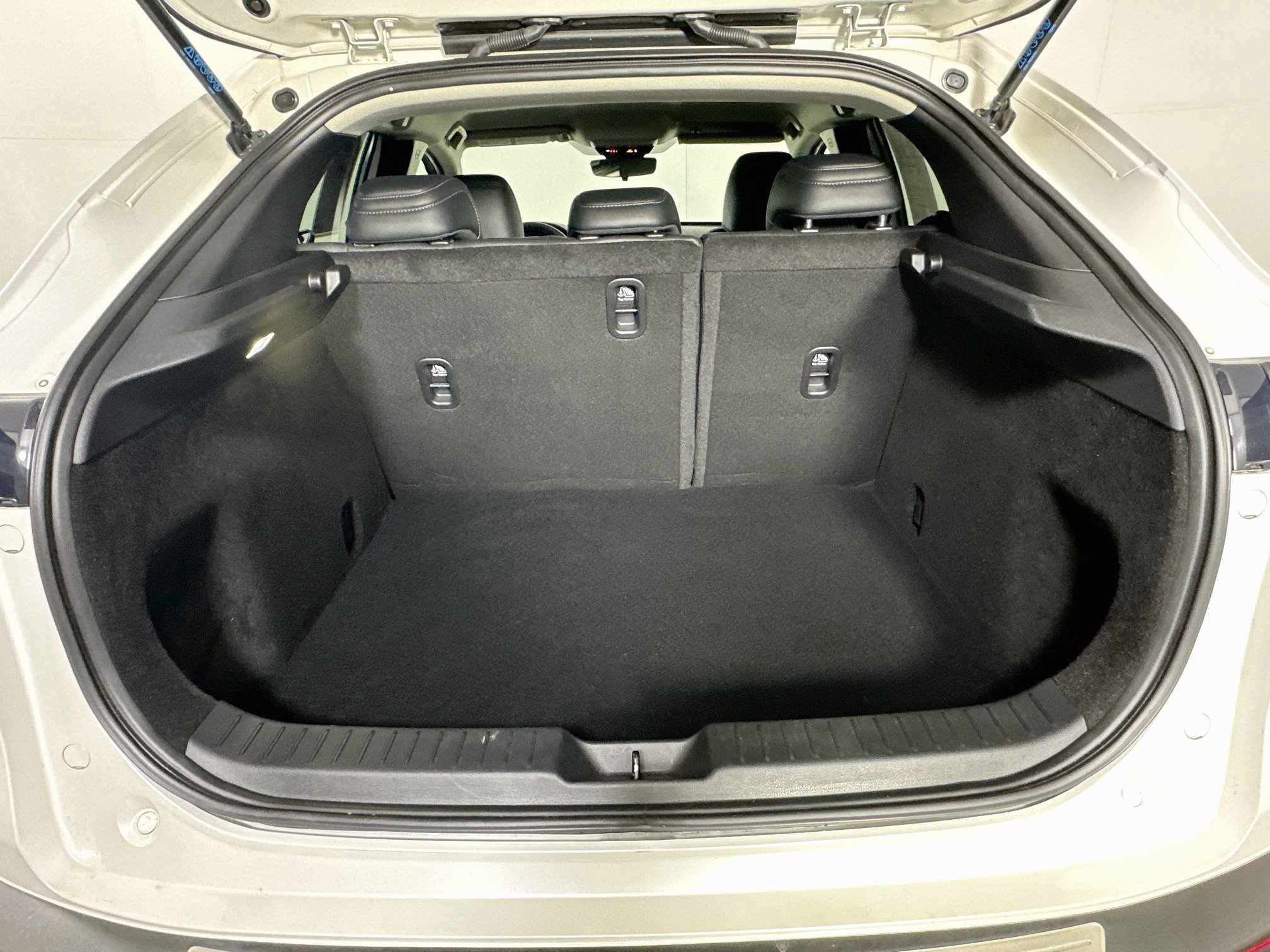 Used 2023 MAZDA CX-30 AWD 2.5 S w/ Select Package image 28