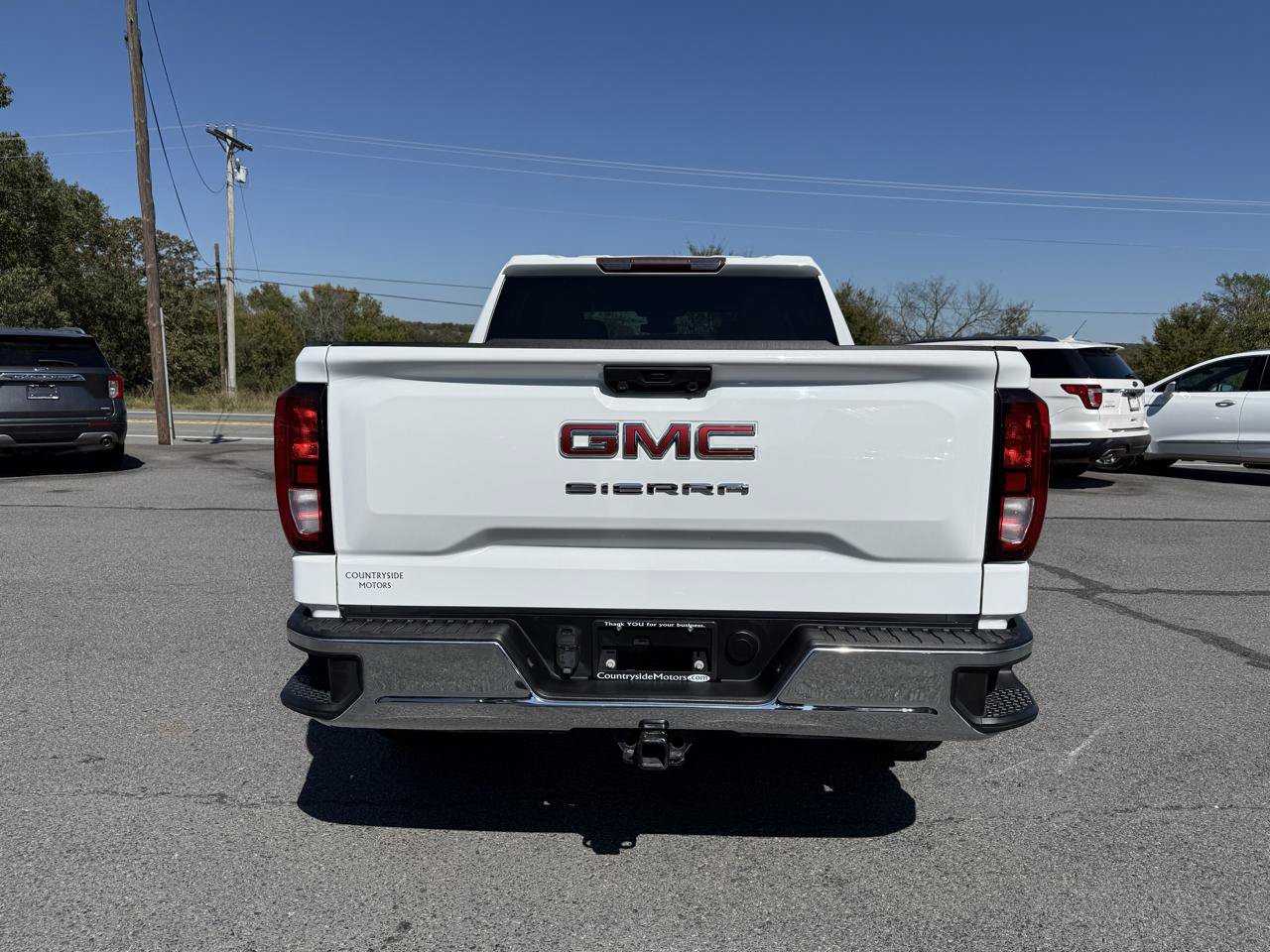 Used 2022 GMC Sierra 1500 Pro w/ Convenience Package AWD/4WD image 5