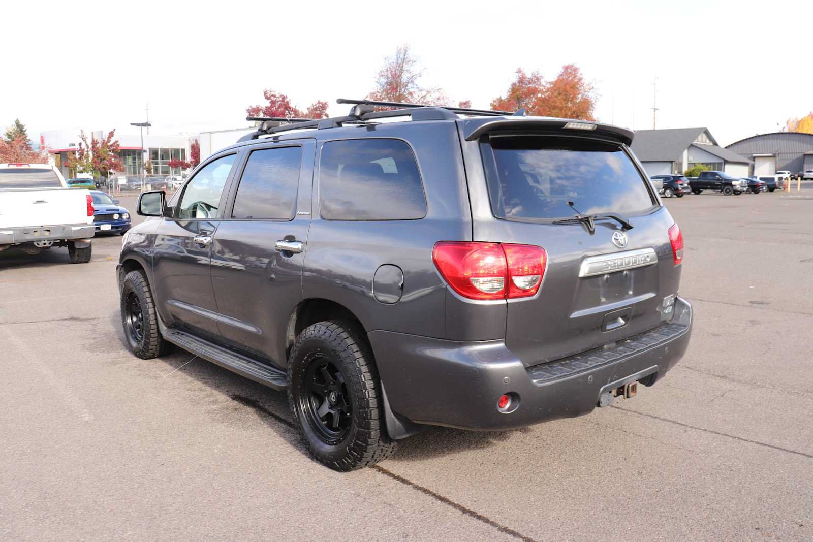 Used 2013 Toyota Sequoia Limited AWD/4WD image 7