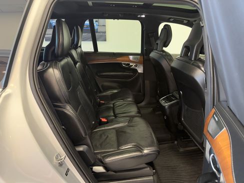 Used 2018 Volvo XC90 T6 Inscription w/ Convenience Package image 30