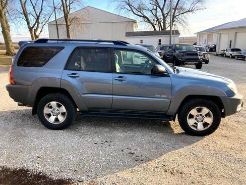 Used 2003 Toyota 4Runner SR5 image 4