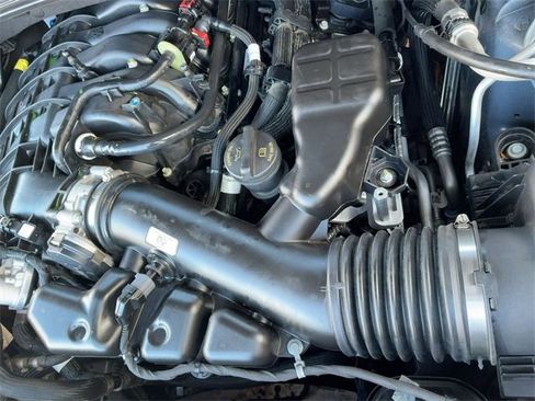 Used 2024 Jeep Grand Cherokee L Laredo image 33