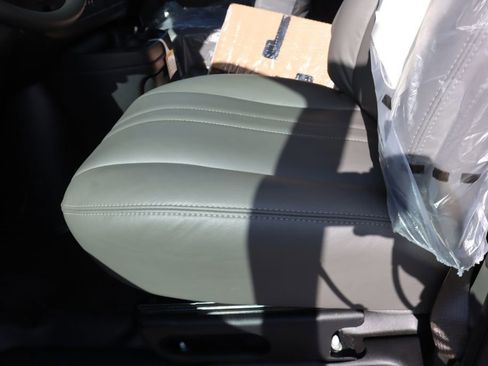 New 2025 GMC Savana 2500 w/ Driver Convenience Package image 11