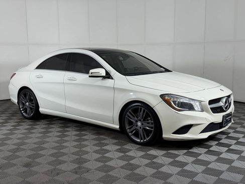 Used 2015 Mercedes-Benz CLA 250 image 7