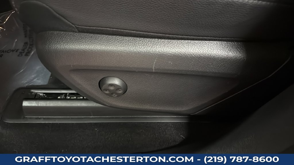 Used 2025 Mercedes-Benz GLE 350 4MATIC image 15