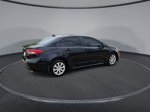 Used 2026 Toyota Corolla LE FWD image 8