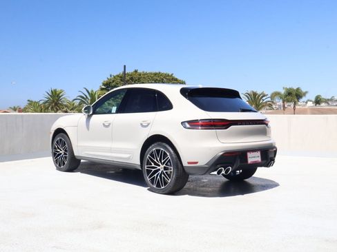 New 2026 Porsche Macan AWD/4WD image 3